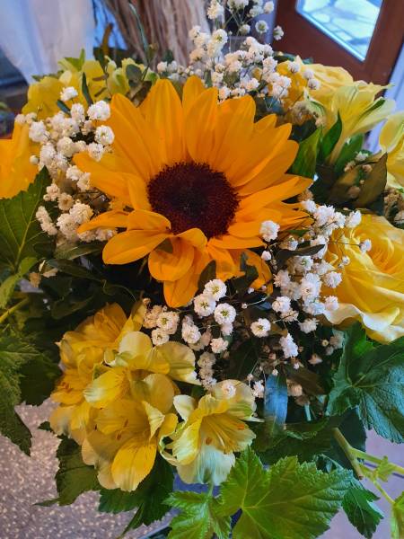 Fleuriste dans le Beaujolais pour création de bouquet sur mesure